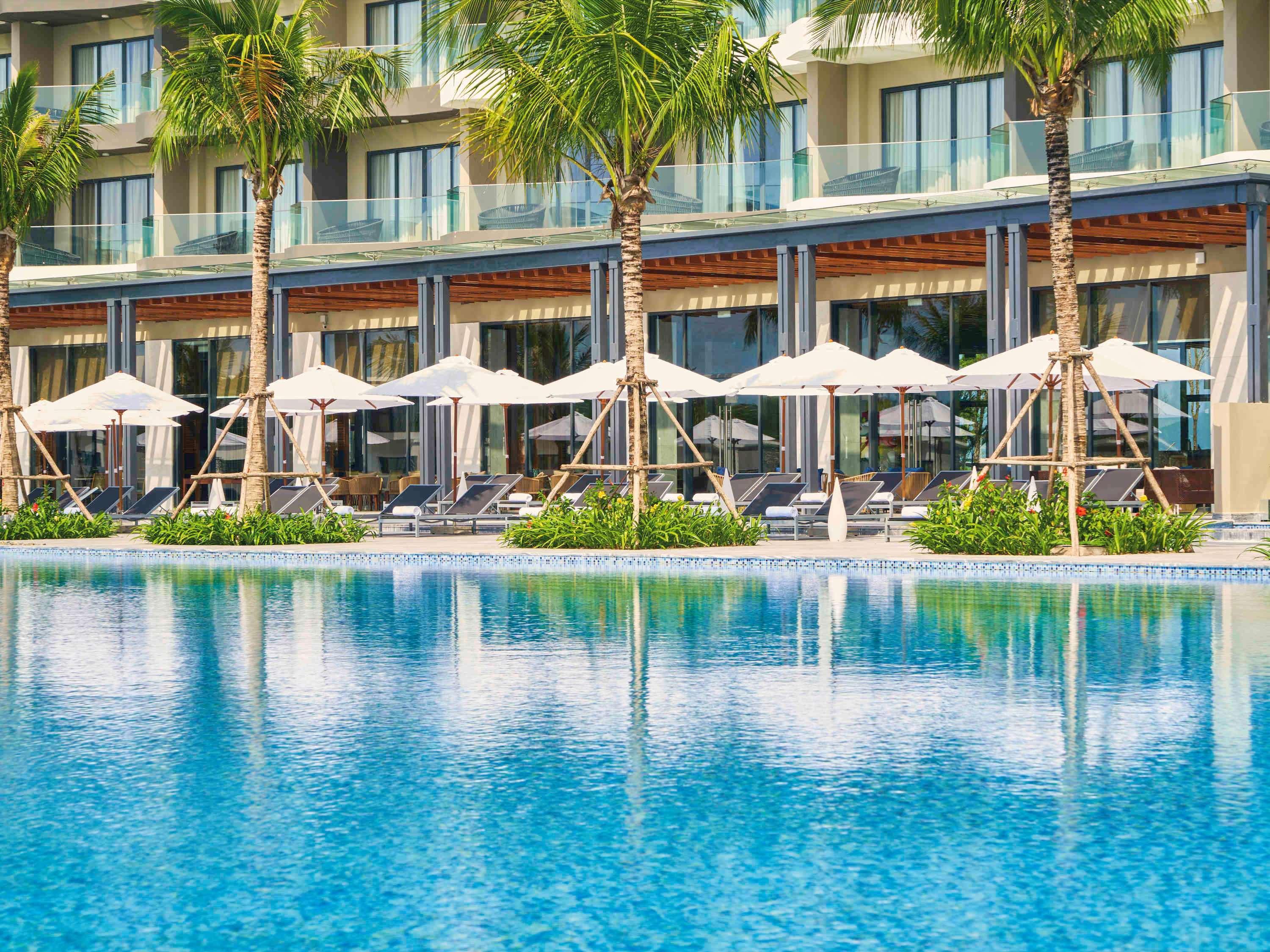 Moevenpick Villas & Residences Phu Quoc Eksteriør bilde The pool at the hotel