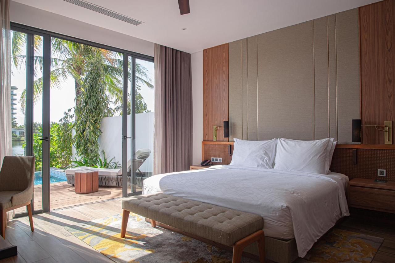 Moevenpick Villas & Residences Phu Quoc Eksteriør bilde A bedroom at the hotel