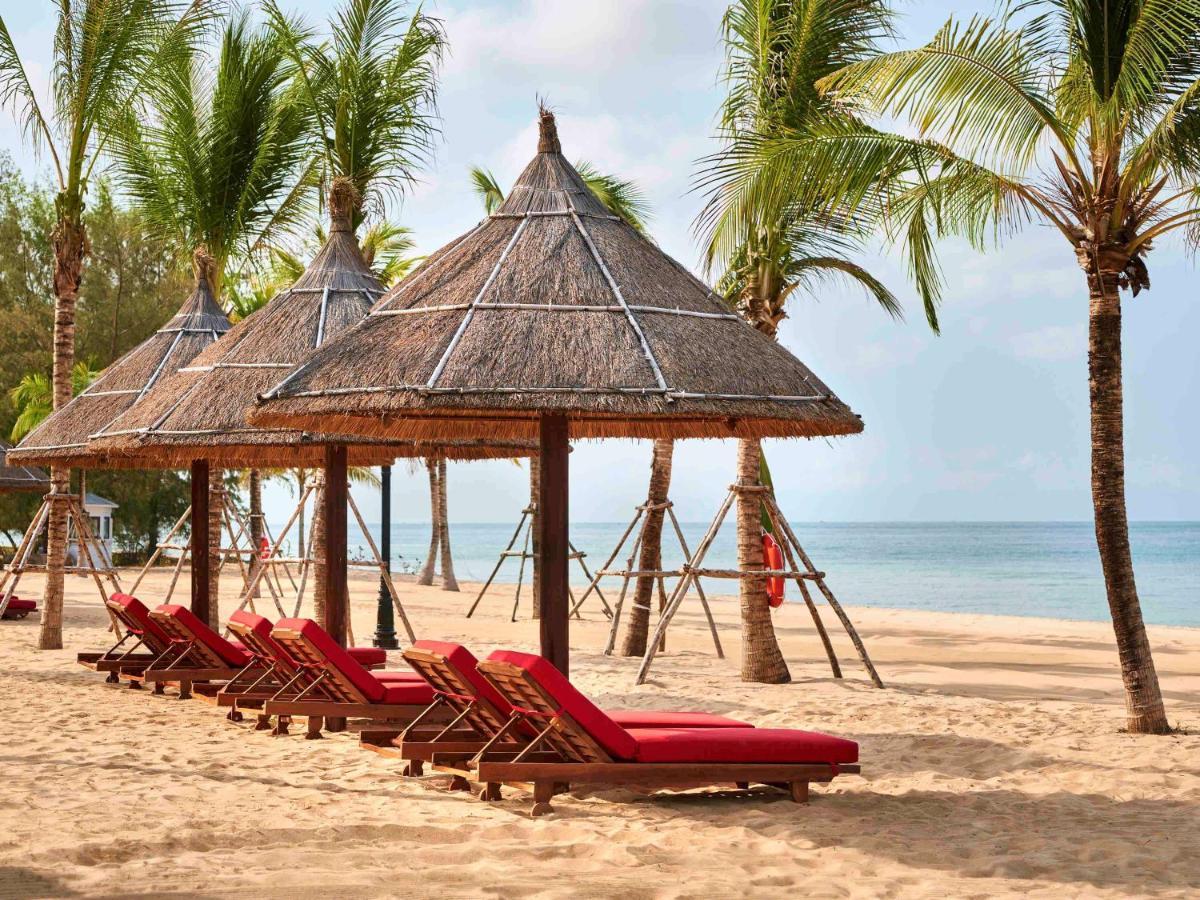 Moevenpick Villas & Residences Phu Quoc Eksteriør bilde The beach at the Sheraton Nha Trang Hotel & Spa Resort
