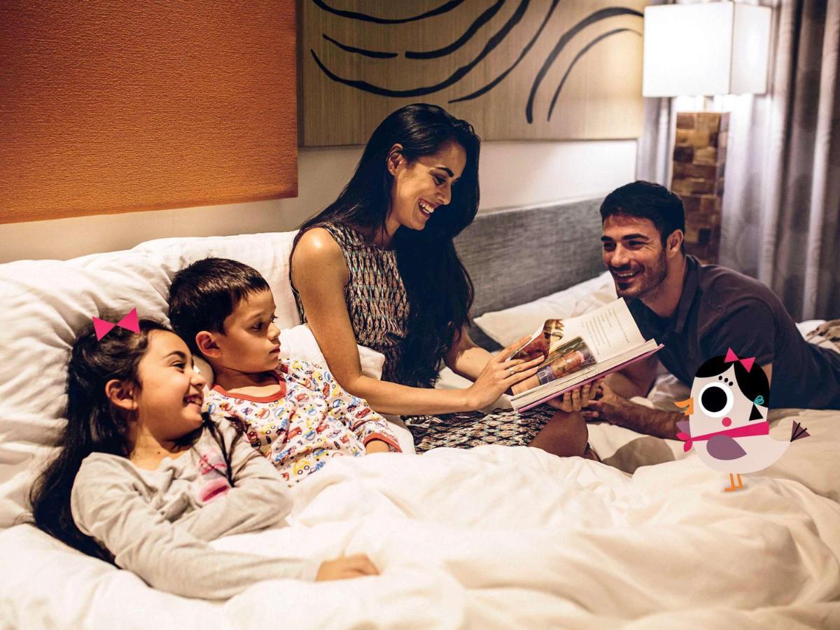 Moevenpick Villas & Residences Phu Quoc Eksteriør bilde Family at the hotel