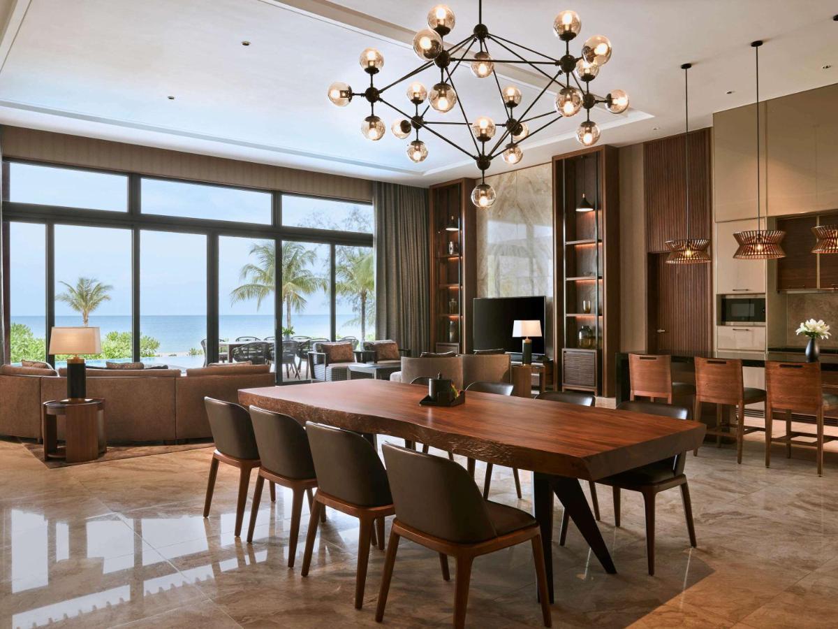Moevenpick Villas & Residences Phu Quoc Eksteriør bilde A dining room