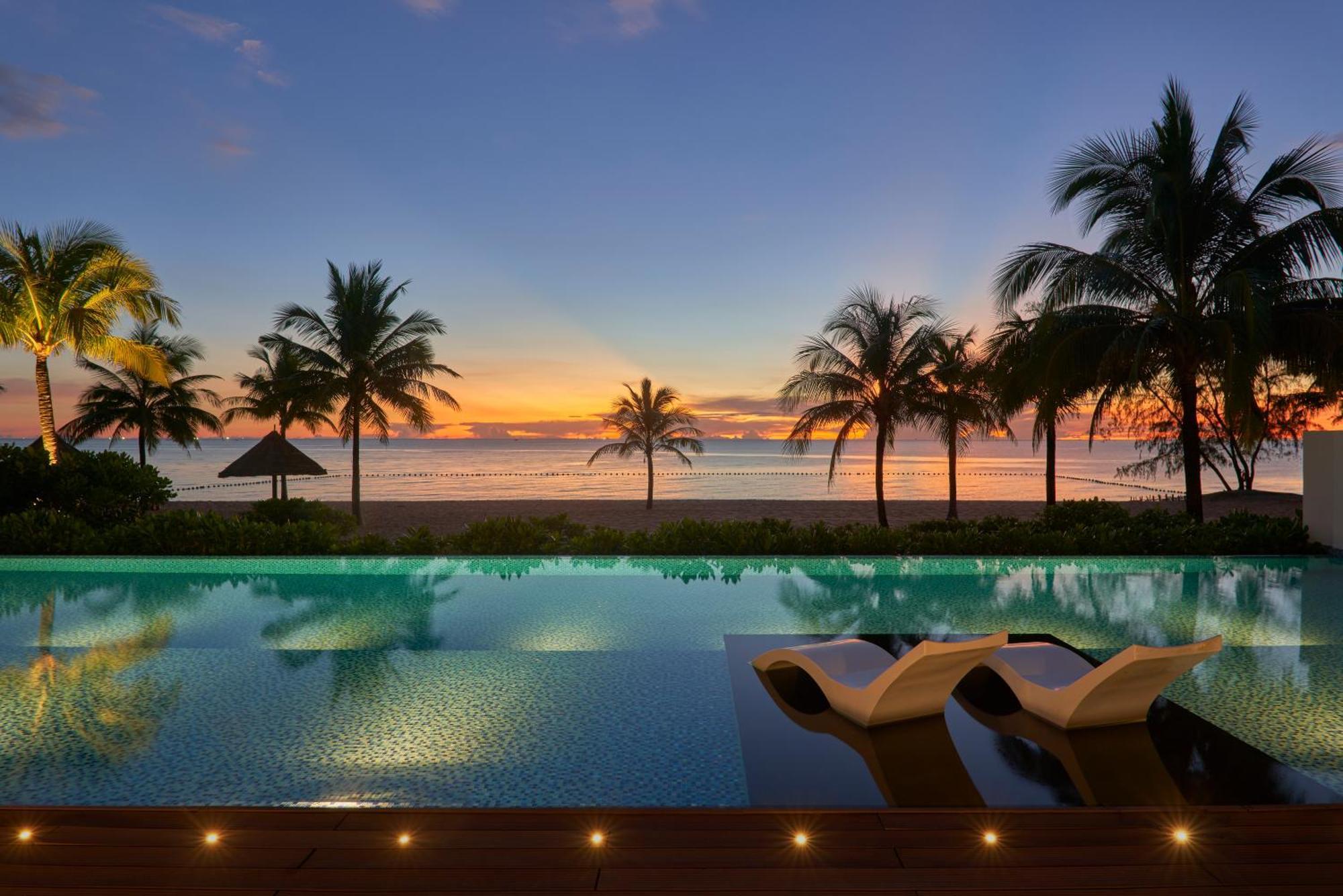 Moevenpick Villas & Residences Phu Quoc Eksteriør bilde Sunset at the beach