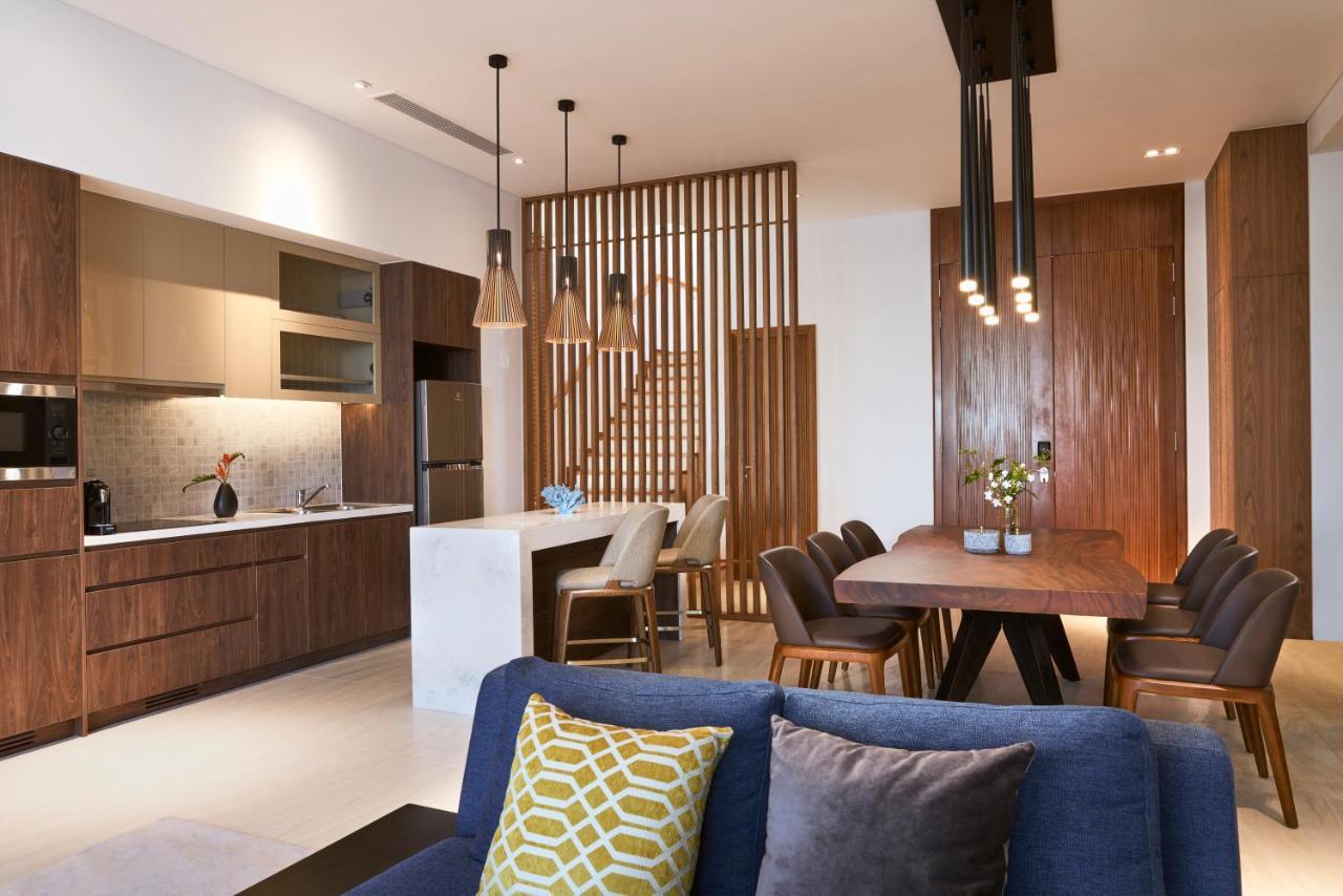 Moevenpick Villas & Residences Phu Quoc Eksteriør bilde A kitchen and dining room at the Ritz-Carlton, Maldives